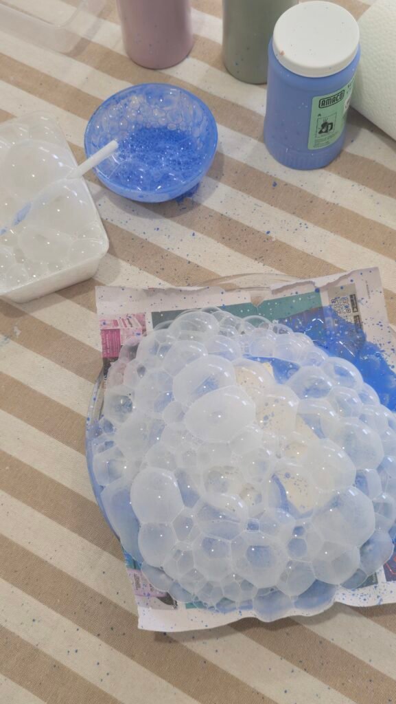 Events Paint & Sip - Let's Bubble Glaze!